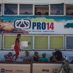 JOAQUINA vive prévia da temporada durante evento top do surfe mundial